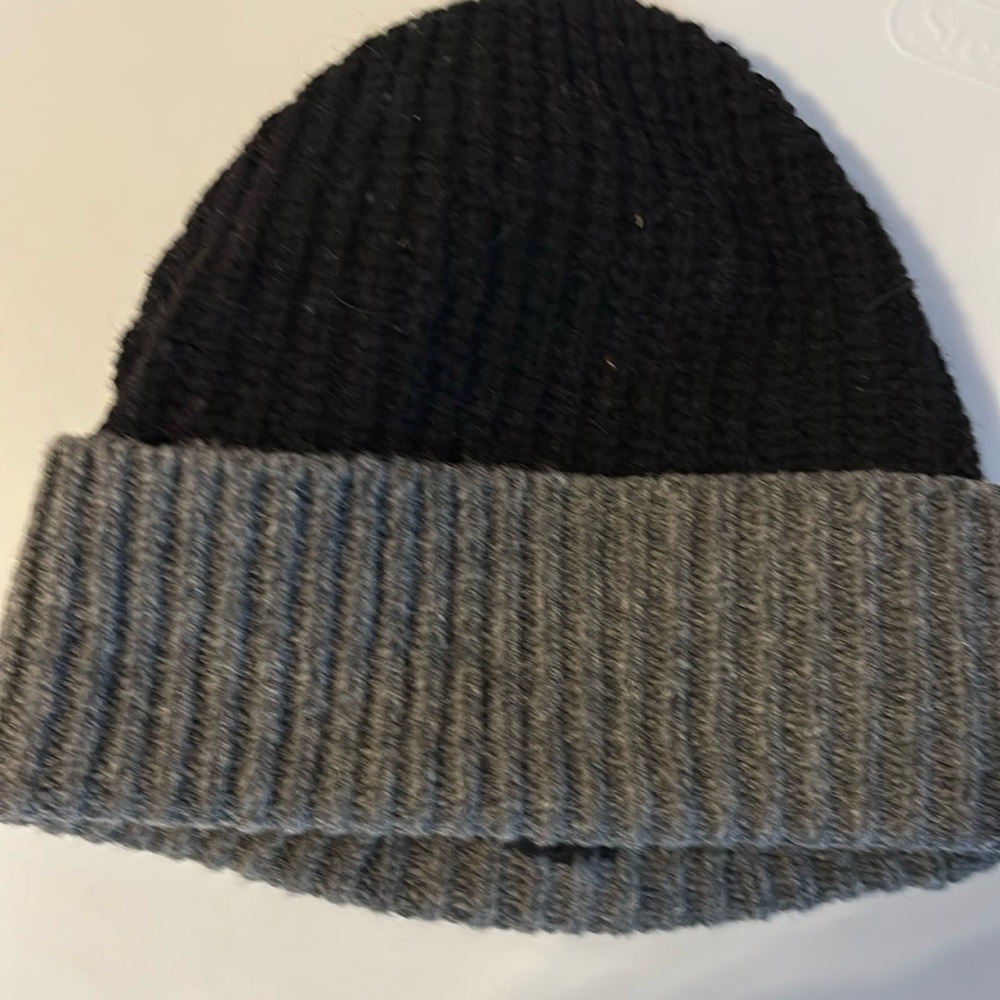 Gap wool beanie hat Black and Grey one size fits all